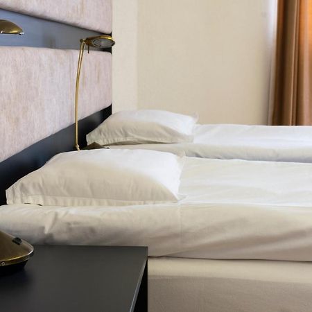 Hotel Slaviani Dimitrovgrad  Ngoại thất bức ảnh