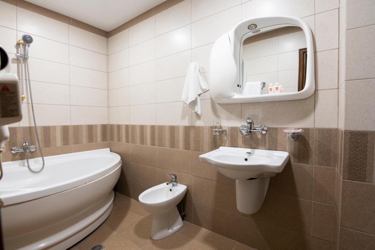 Hotel Slaviani Dimitrovgrad  Ngoại thất bức ảnh