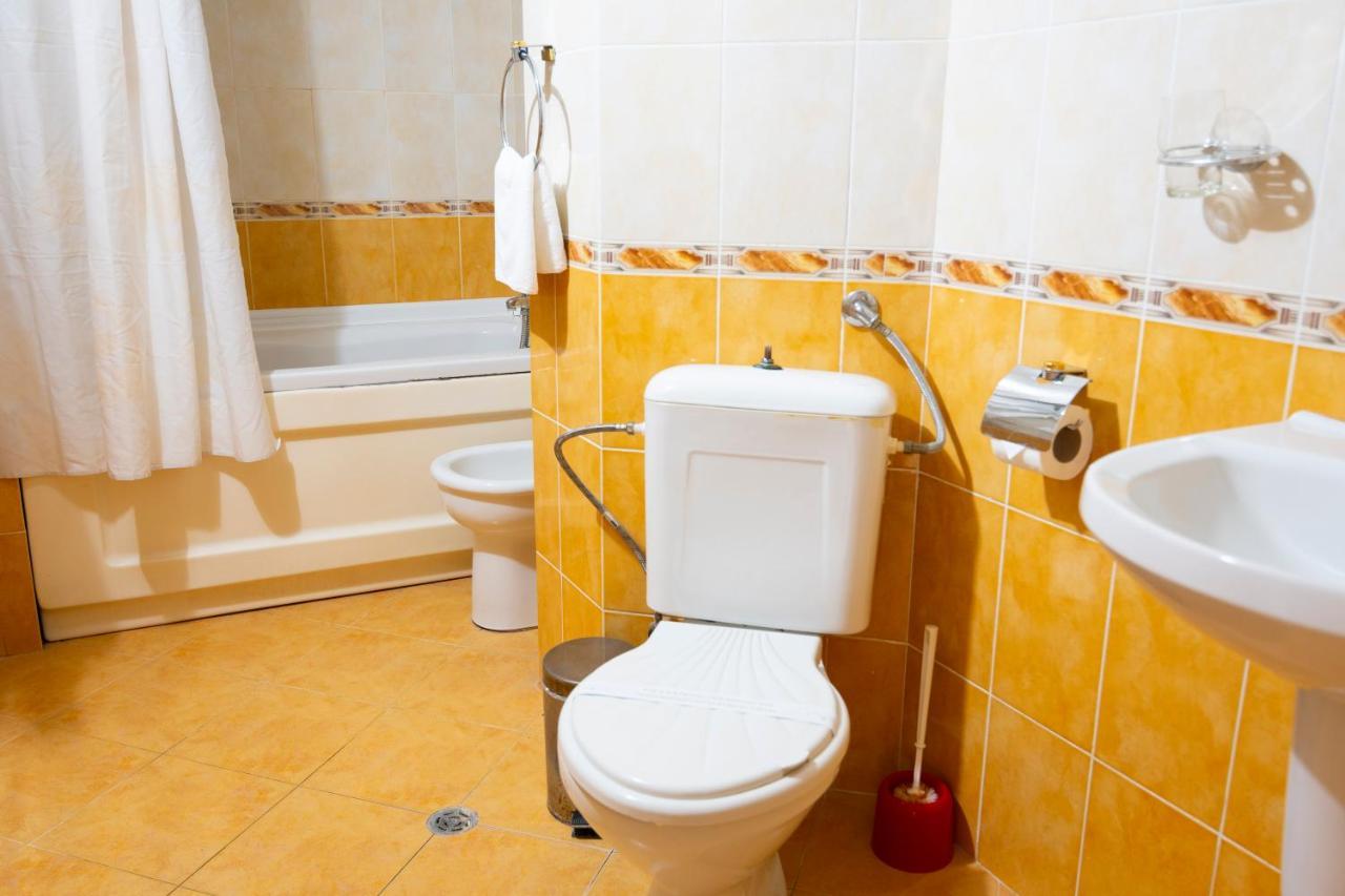 Hotel Slaviani Dimitrovgrad  Ngoại thất bức ảnh