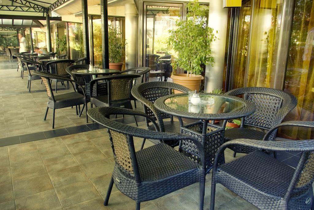 Hotel Slaviani Dimitrovgrad  Ngoại thất bức ảnh