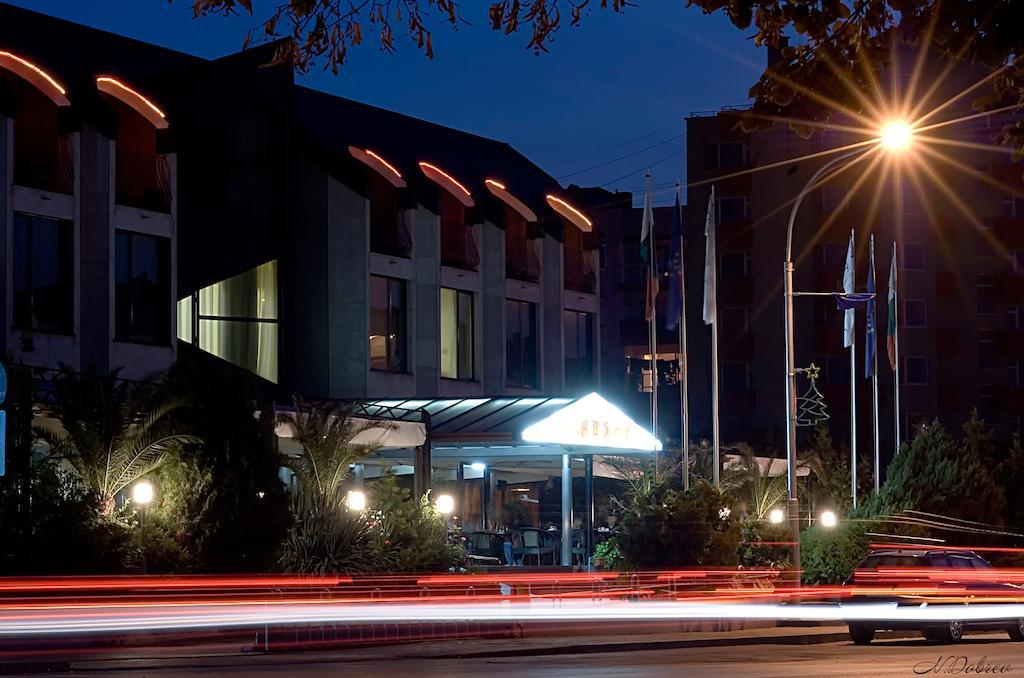 Hotel Slaviani Dimitrovgrad  Ngoại thất bức ảnh